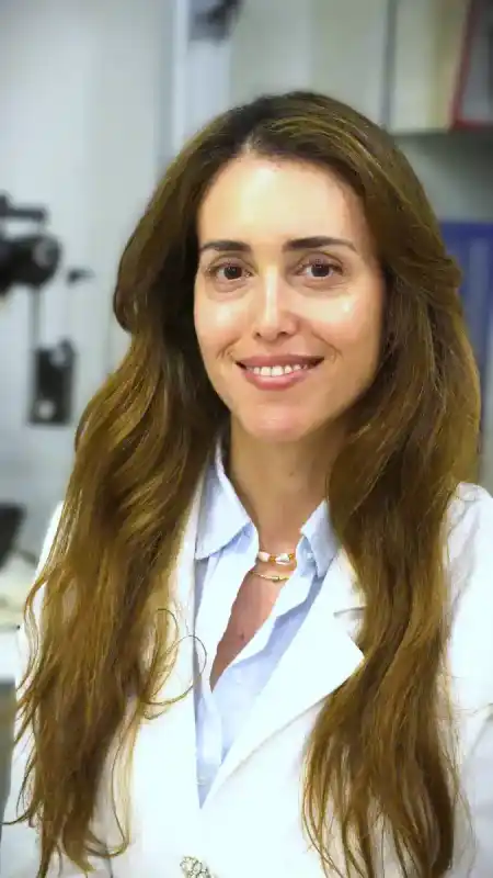 Dra. Lucía Feuer
